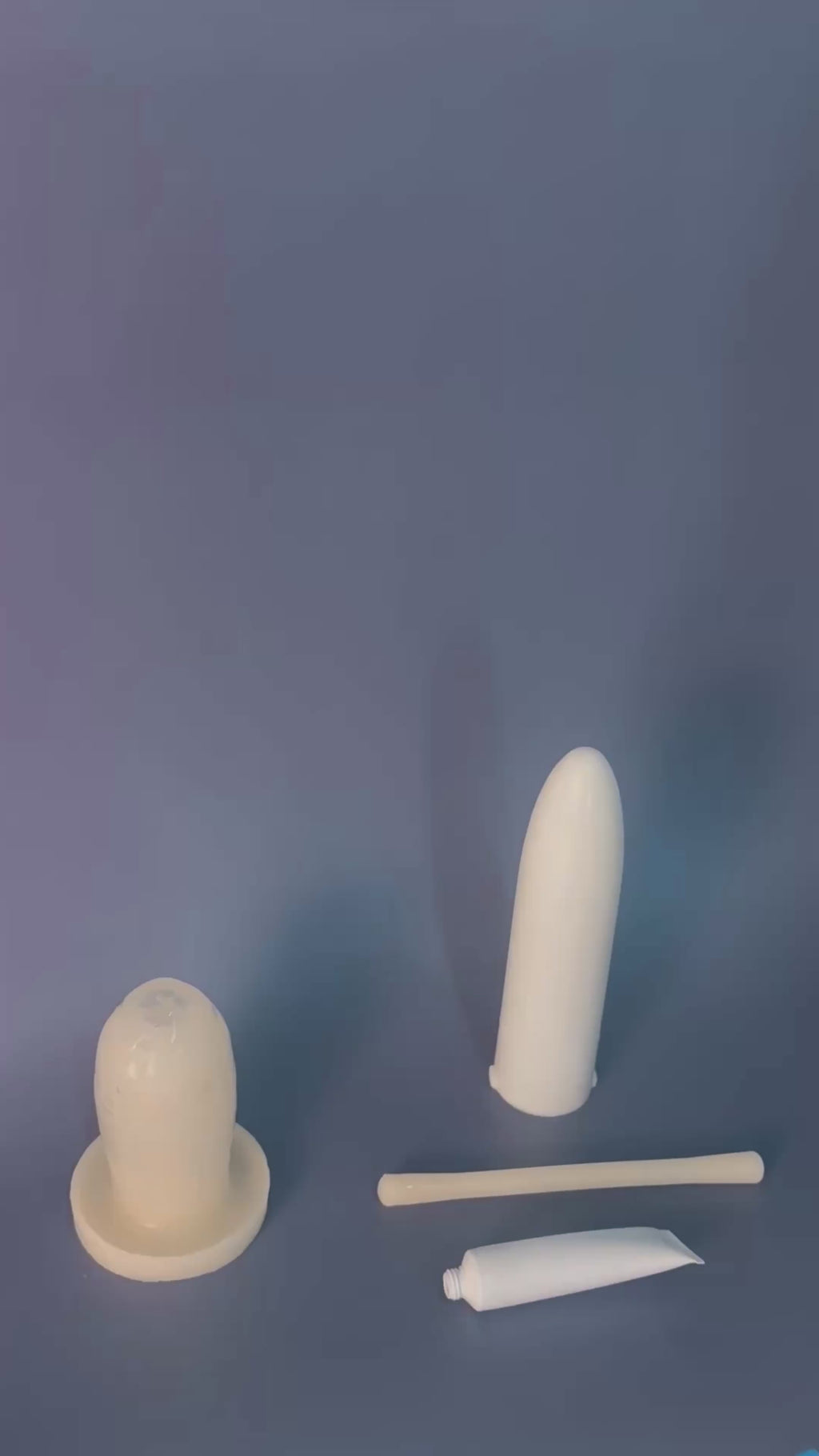 Video demonstrating the use of Pelva's HydroSlix™ Vaginal Liner, using lubricant and the product applicator.